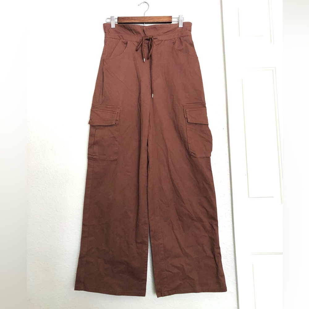 NWOT Wide Leg Cargo Pants in Brown - Women's Drawstring Waist